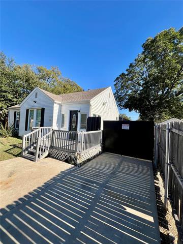 Building Photo - 2148 Brookfield Ave