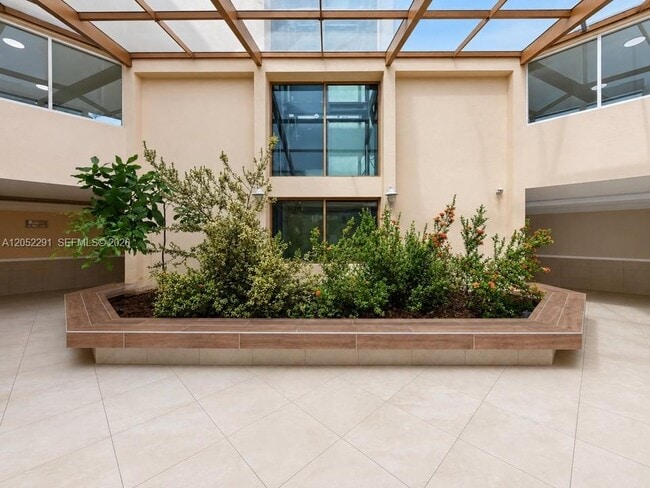 Building Photo - 2055 SW 122nd Ave