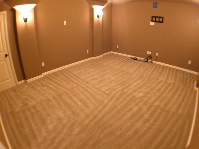 Building Photo - 447 Dry Canyon Dr