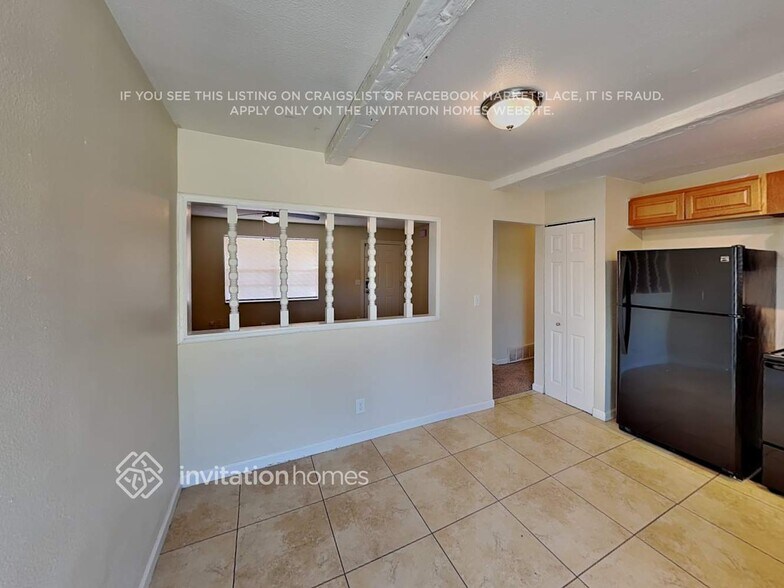 Building Photo - 5511 Revere St