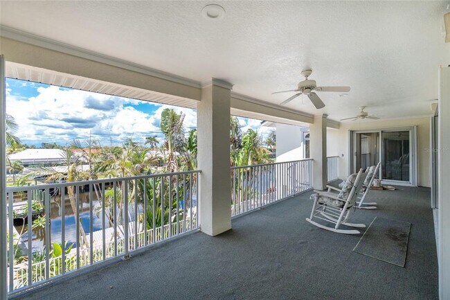 Building Photo - 202 George Rd SE