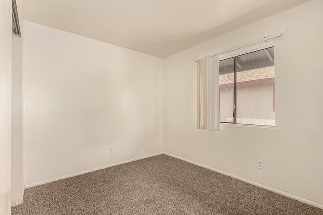 Building Photo - 53 N San Jose