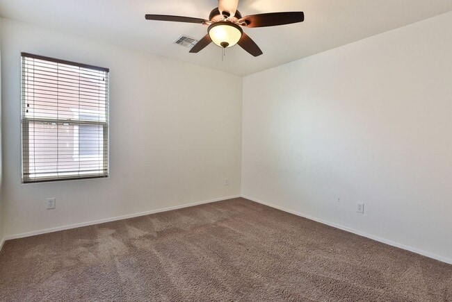 Building Photo - Heart of Queen Creek 5 bed/3 bath Home w/ ...