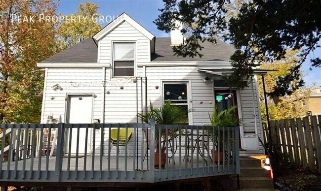 Primary Photo - 2538 Vestry Ave