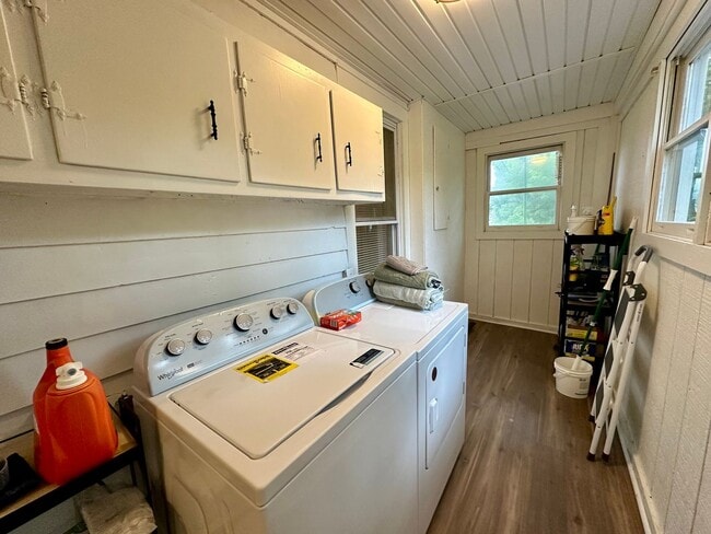 Building Photo - Fully Furnished/All Inclusive Home is Ready for YOU!