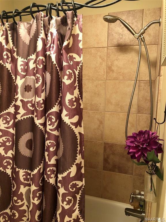 Building Photo - 9225 Harrington Cir