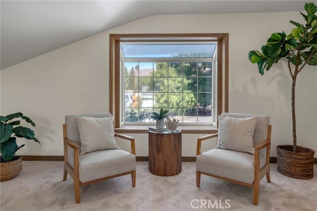 Building Photo - 5165 Pearblossom Dr