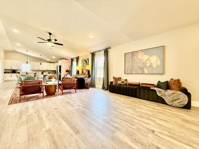 Building Photo - New Construction Home In West Chester, OH 5 BR