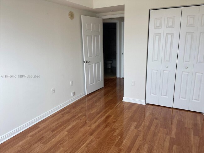 Building Photo - 1745 E Hallandale Beach Blvd