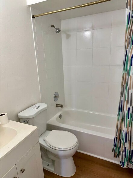 Building Photo - 1184 Sapphire St SE