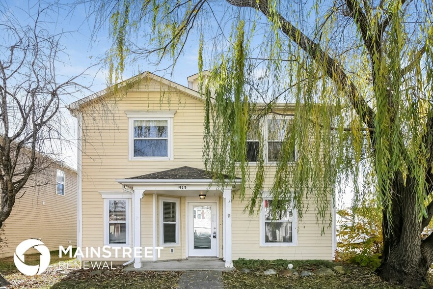 Primary Photo - 913 Harbon Dr