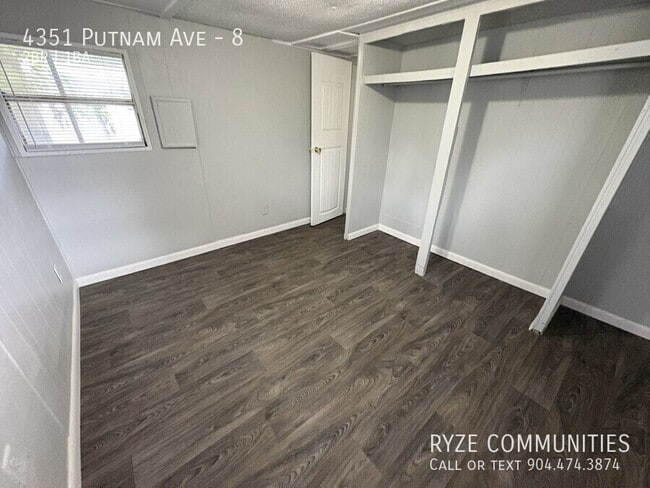 Building Photo - 4351 Putnam Ave