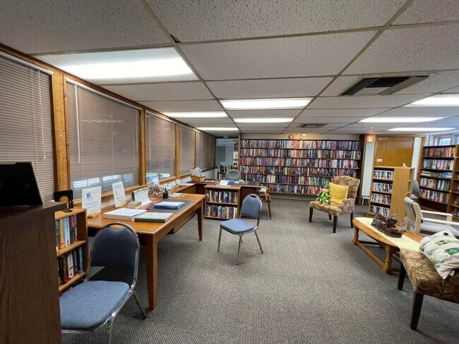 Building Photo - 1225 NW 21st St