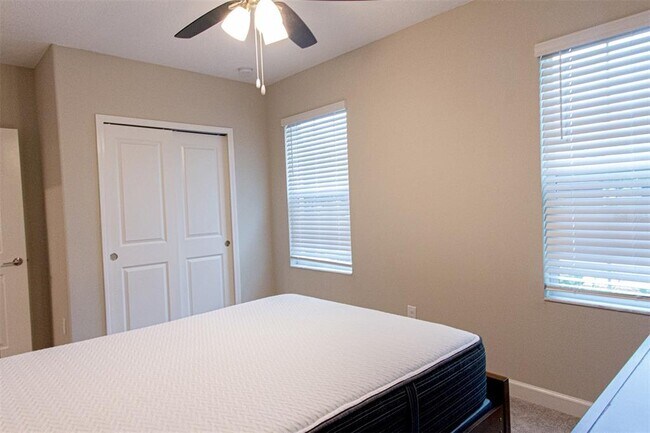 Building Photo - 16657 Shell Bay Dr