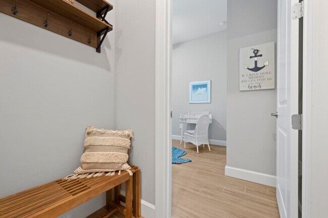 Building Photo - **AVAILABLE FOR THIS UPCOMING SEASON!! 4 M...