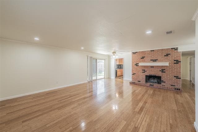 Building Photo - 2912 Charter Oak Dr