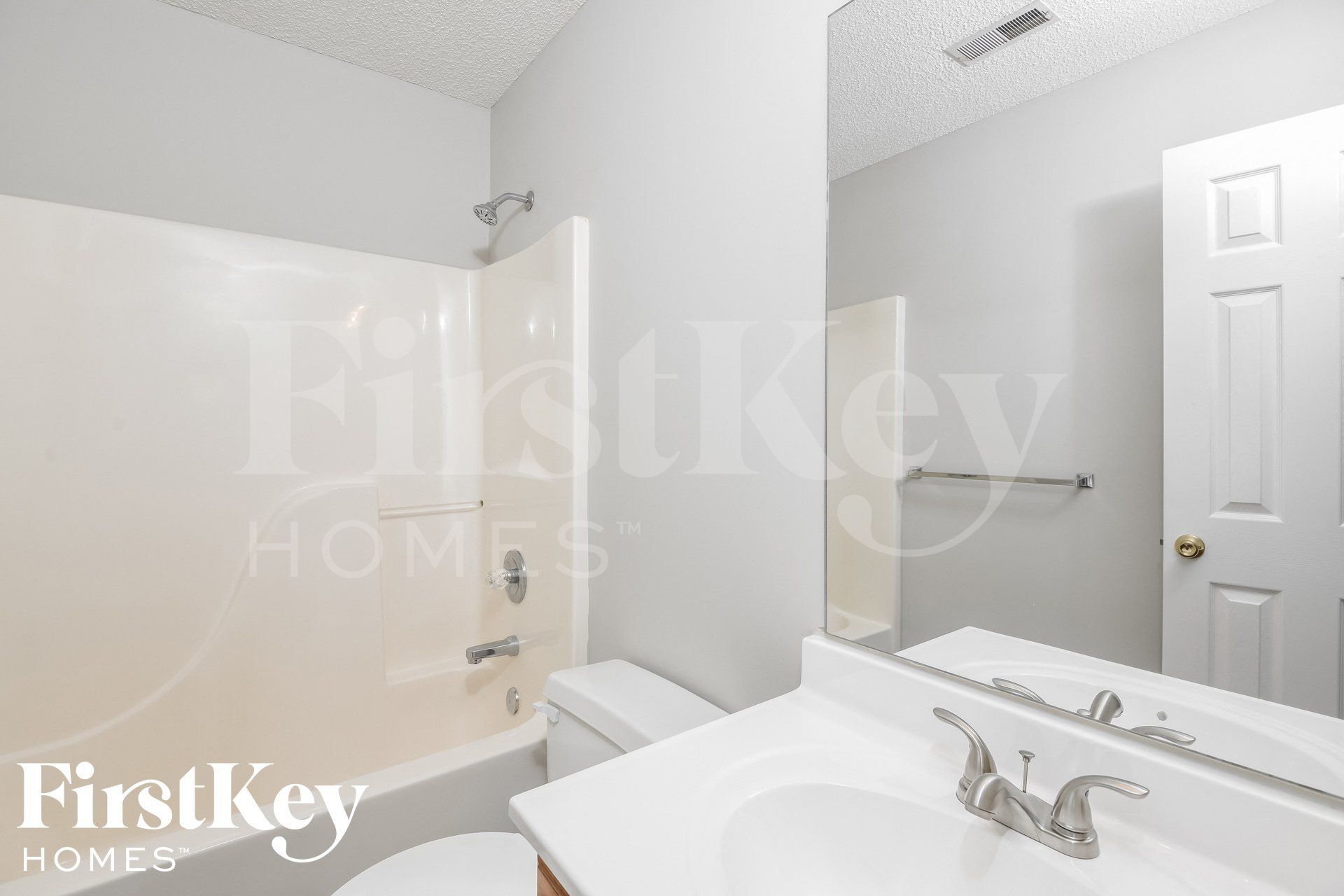 Building Photo - 2014 Plantation Pkwy