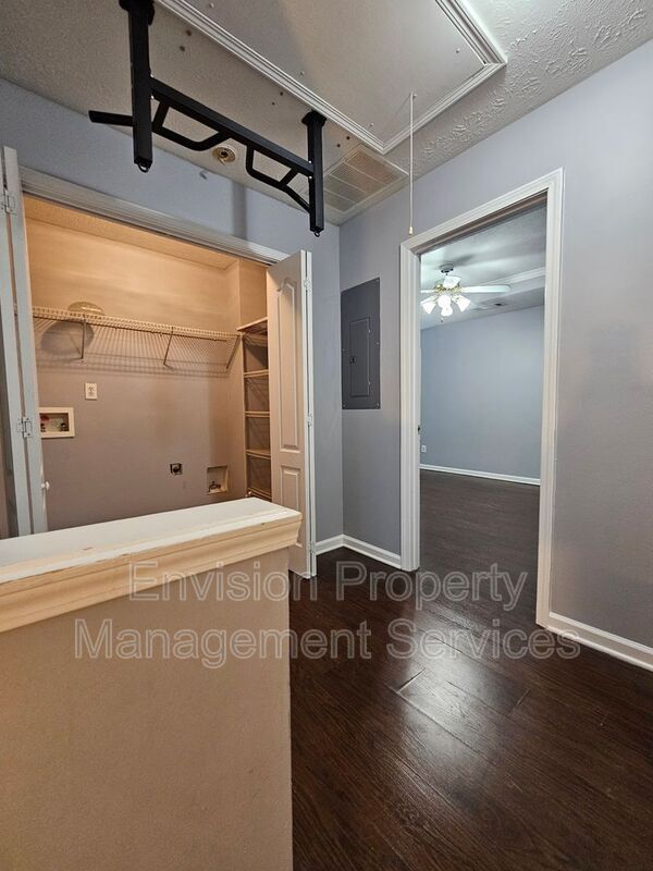 Building Photo - 1243 Blairs Pointe Dr SW