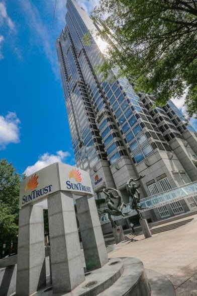 Building Photo - 300 W Peachtree St NW