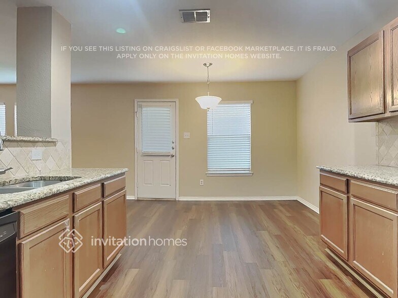 Building Photo - 829 Sheryn Dr