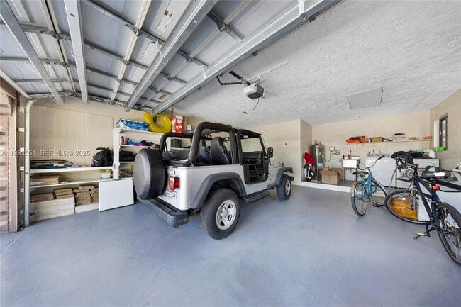 Building Photo - 2752 NE 3rd St