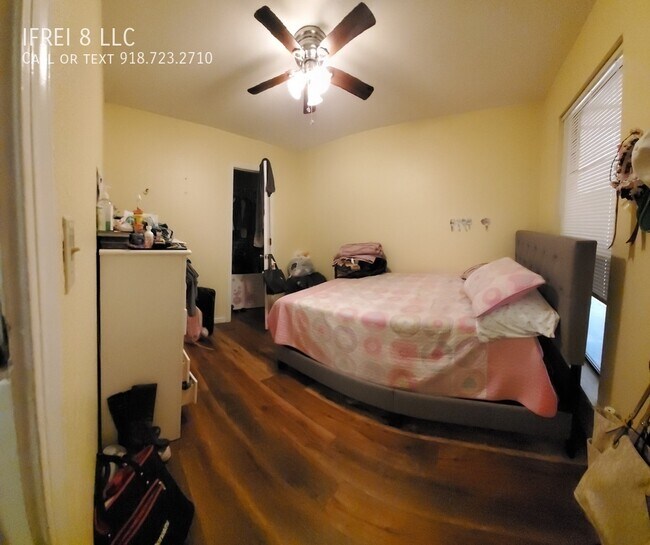 Building Photo - 1435 S 124th E Ave