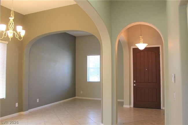 Building Photo - 9746 Mount Del Mar St