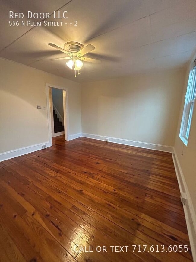 Building Photo - 556 N Plum St