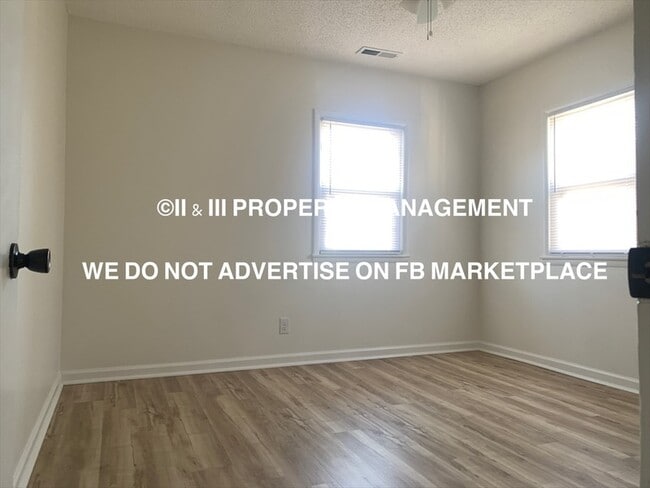 Building Photo - 731 W 25th St