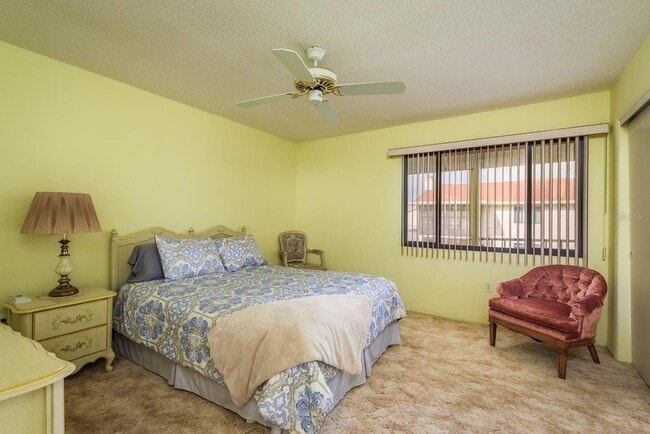 Building Photo - 9910 Eagles Point Cir