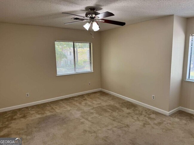 Building Photo - 5005 Wingate Way