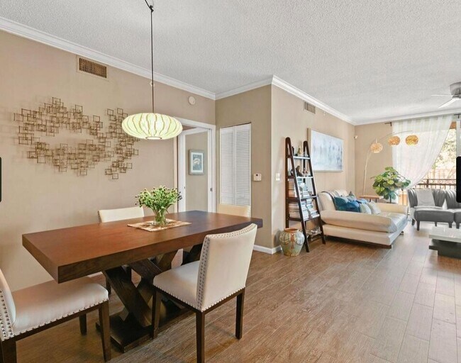 Building Photo - 11750 Saint Andrews Pl