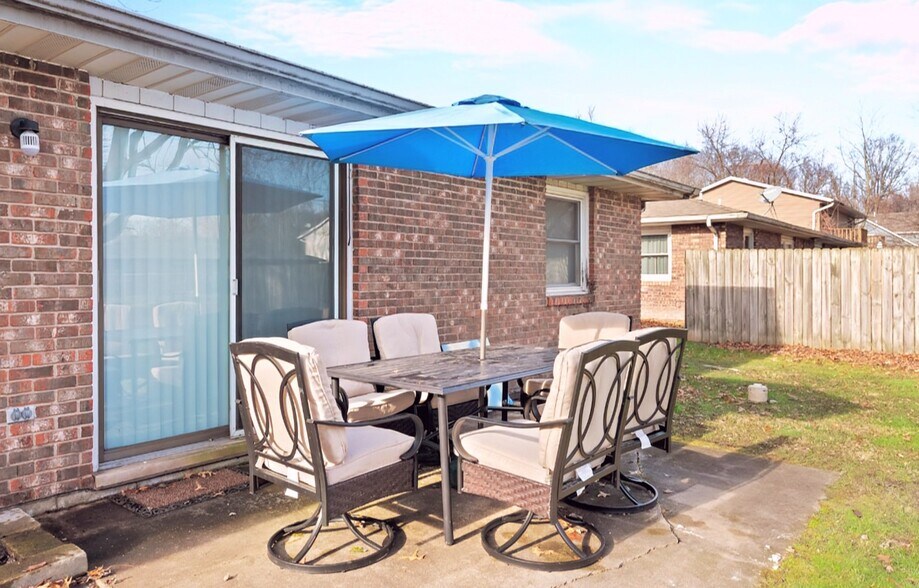 Building Photo - 1013 S 22nd St