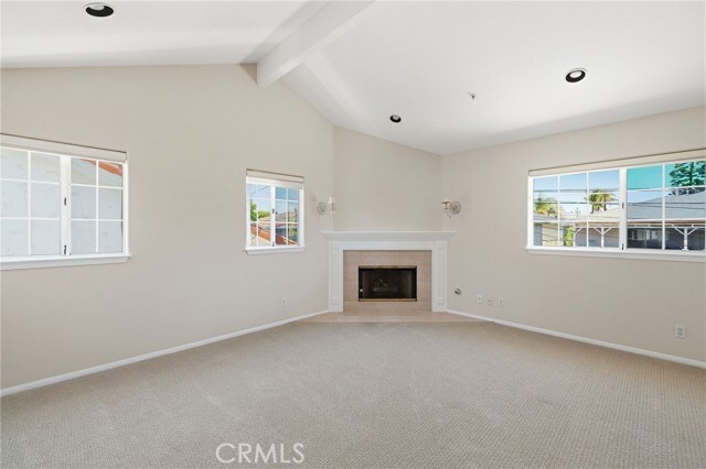 Building Photo - 2407 Voorhees Ave
