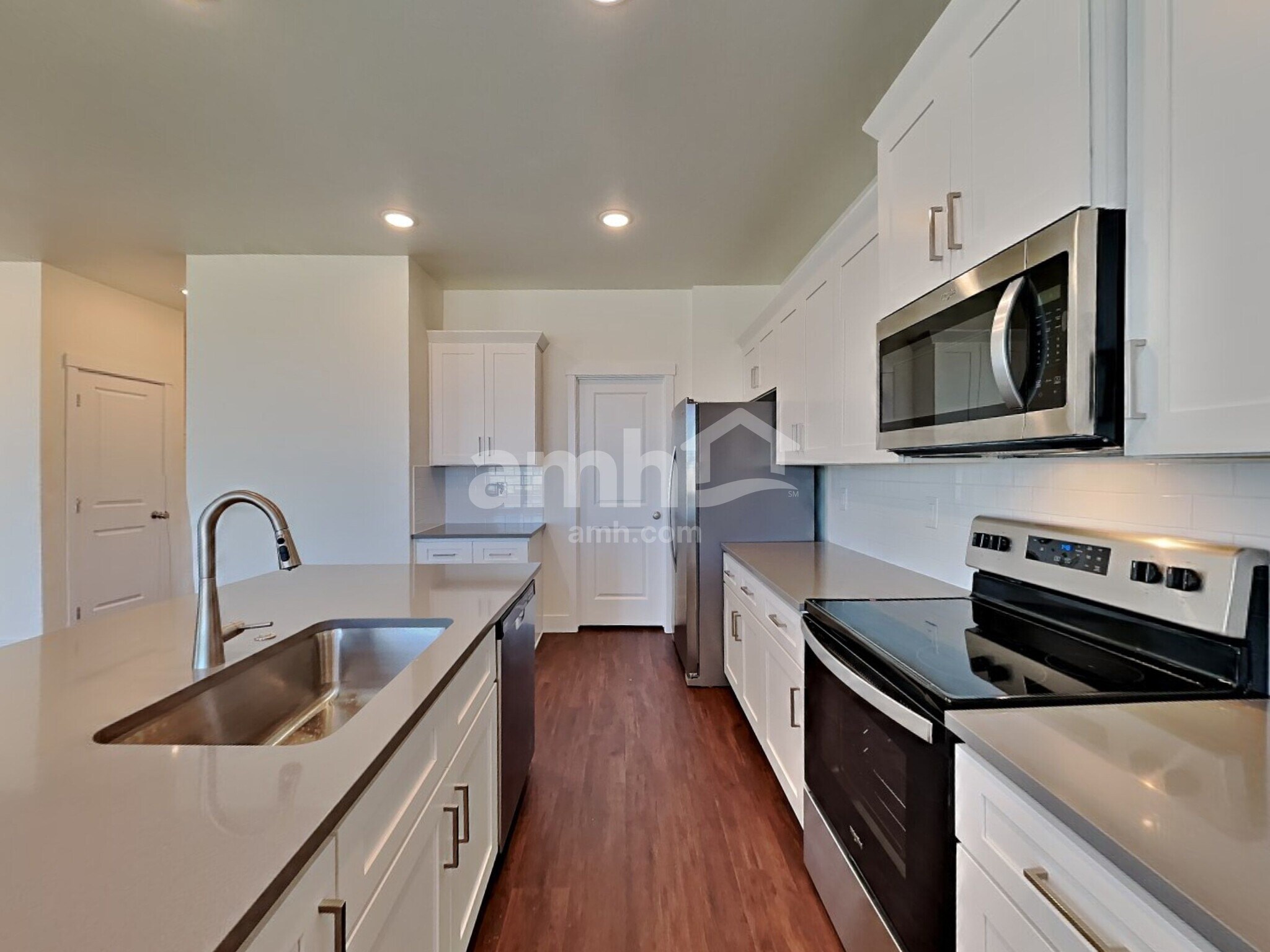 Building Photo - 1421 Alderleaf Ave