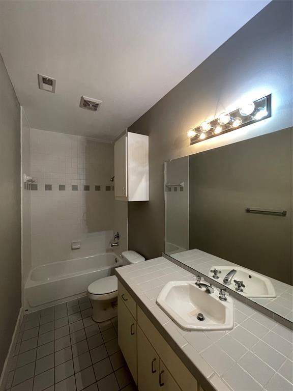 Building Photo - 9822 Samantha Suzanne Ct