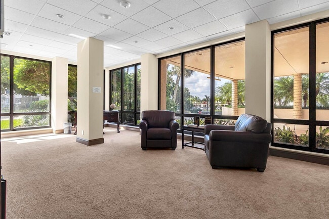 Building Photo - 5000 N Ocean Blvd