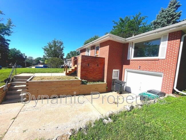 Building Photo - 2028 N 70th St