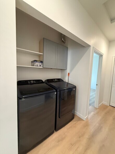 Building Photo - 20352 Sherman Way