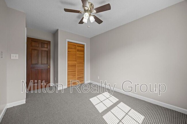 Building Photo - 145 S Patterson St