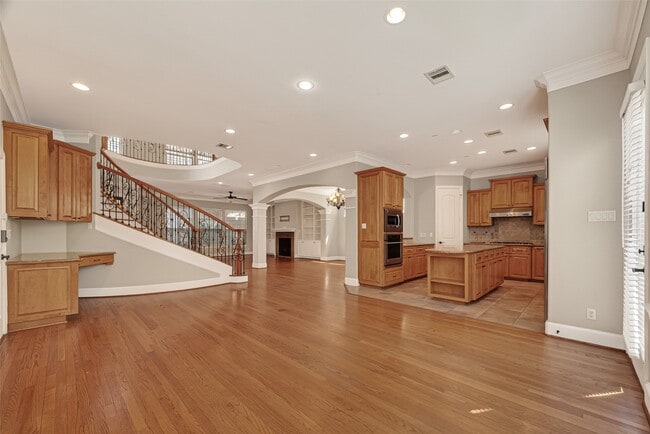 Building Photo - 5319 Fayette St
