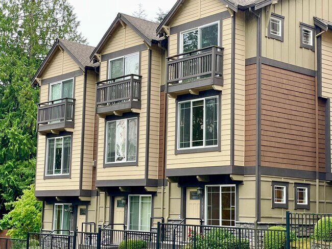 Building Photo - 17831 NE 95th Ct