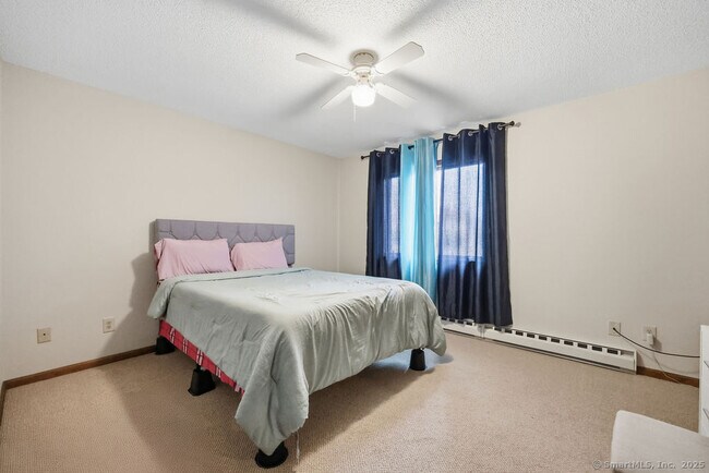 Building Photo - 25 Washington St