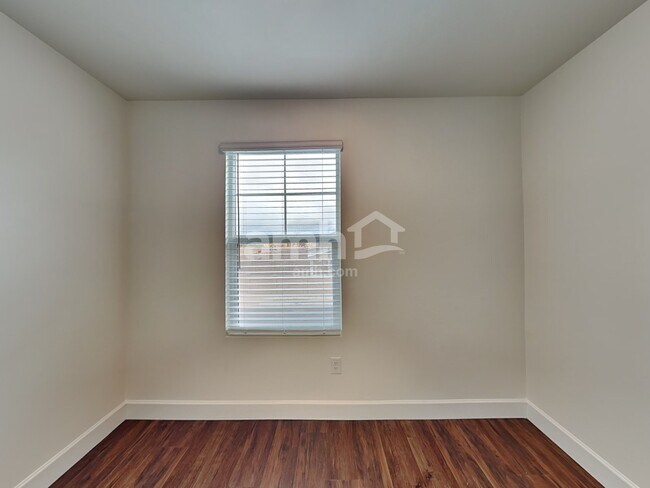 Building Photo - 6505 E Paseo Alga