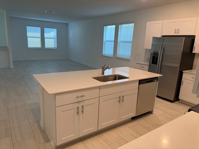 Building Photo - 10837 Littleton Isle Dr