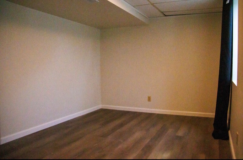 Building Photo - 1932 Carnelian Ln