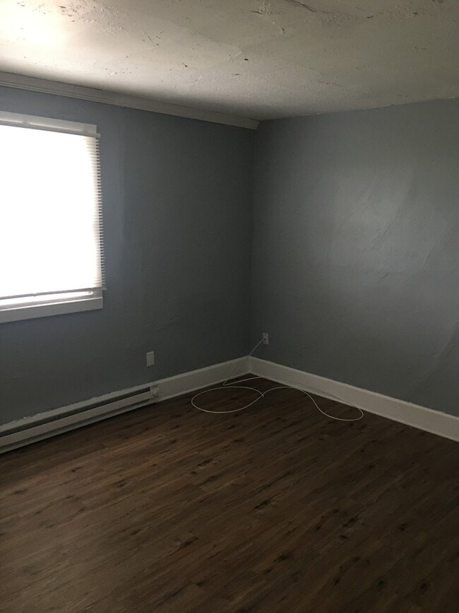 Building Photo - 2610 Winthrop Ave