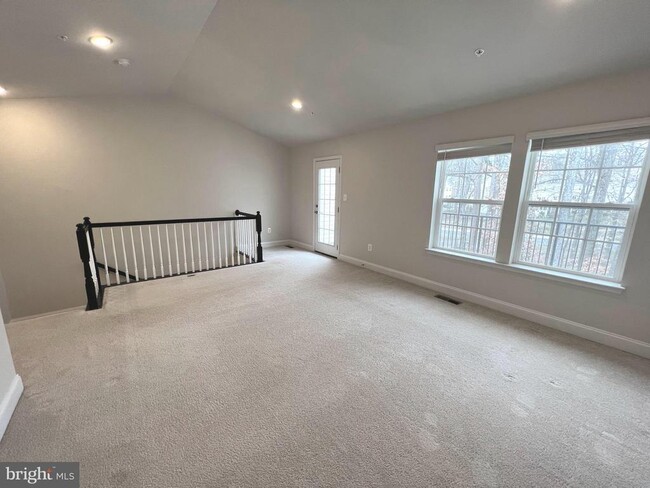 Building Photo - 1286 Orchid Rd