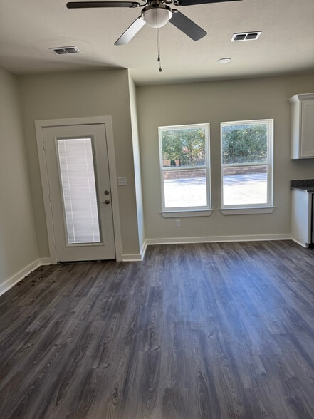 Building Photo - 2602 Seaton St.