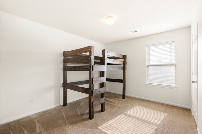 Building Photo - 4818 Fair Oak Dale Ln